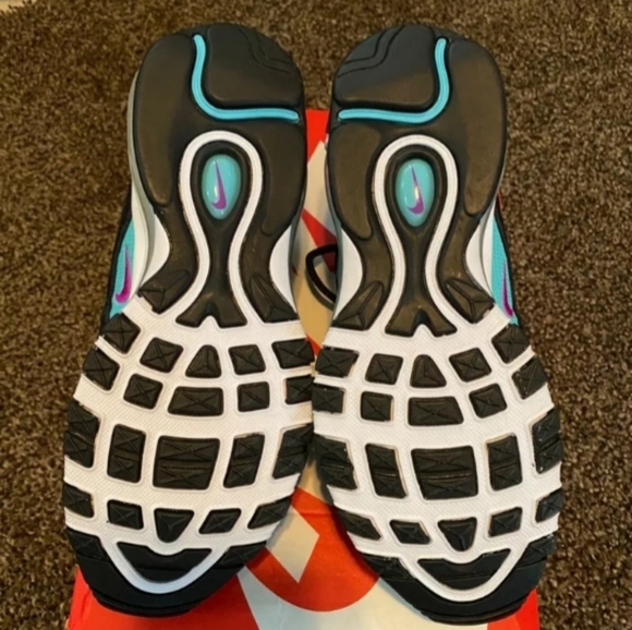 Air Max 97 - Picture 3 of 4